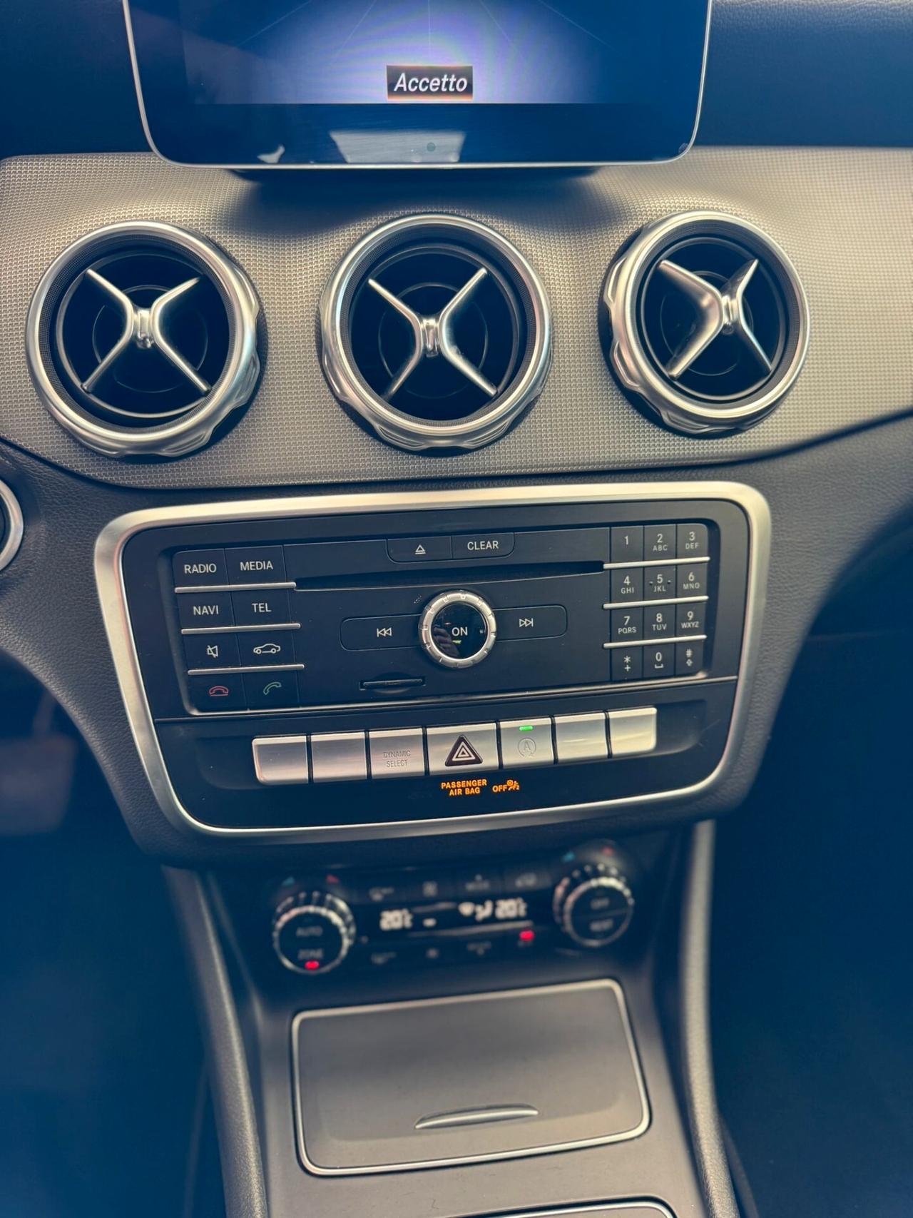 Mercedes-benz GLA 200 GLA 200 d Automatic Sport