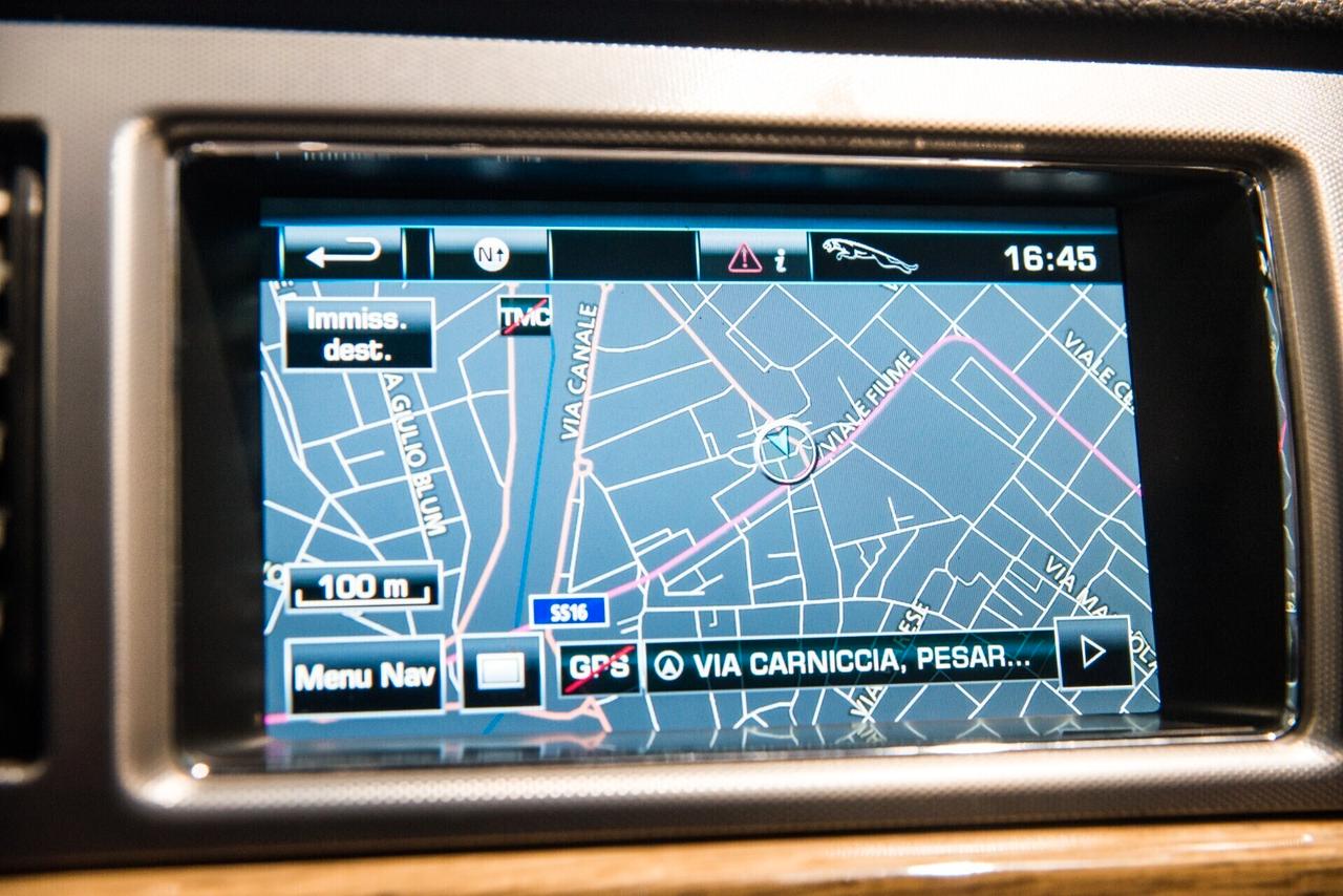 JAGUAR XF 2,2 D LUXURY 190CV PELLE TOTALE NAVIGATORE CERCHI CAMBIO AUTOMATICO