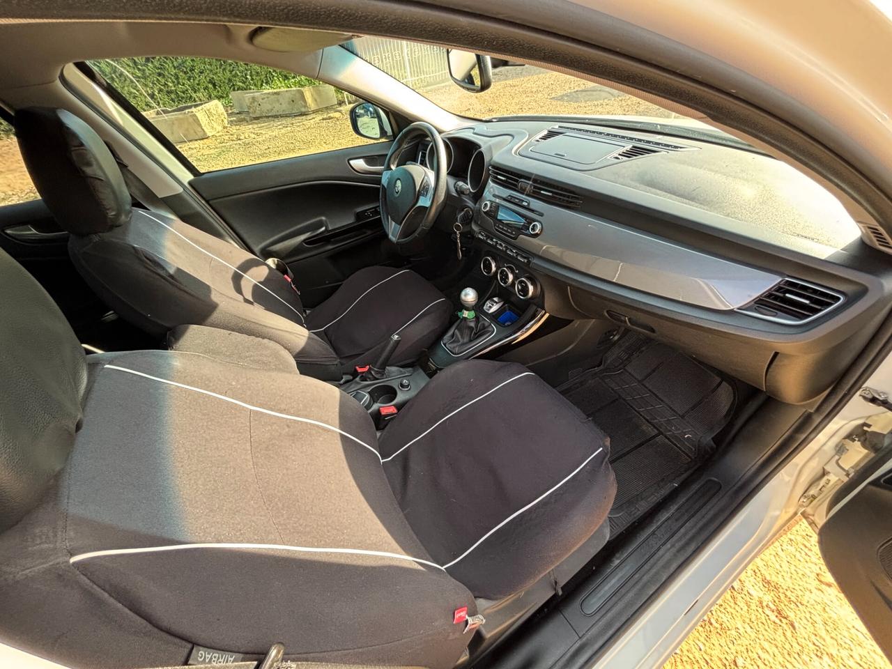Alfa Romeo Giulietta 1.6 JTDm-2 105 CV Distinctive