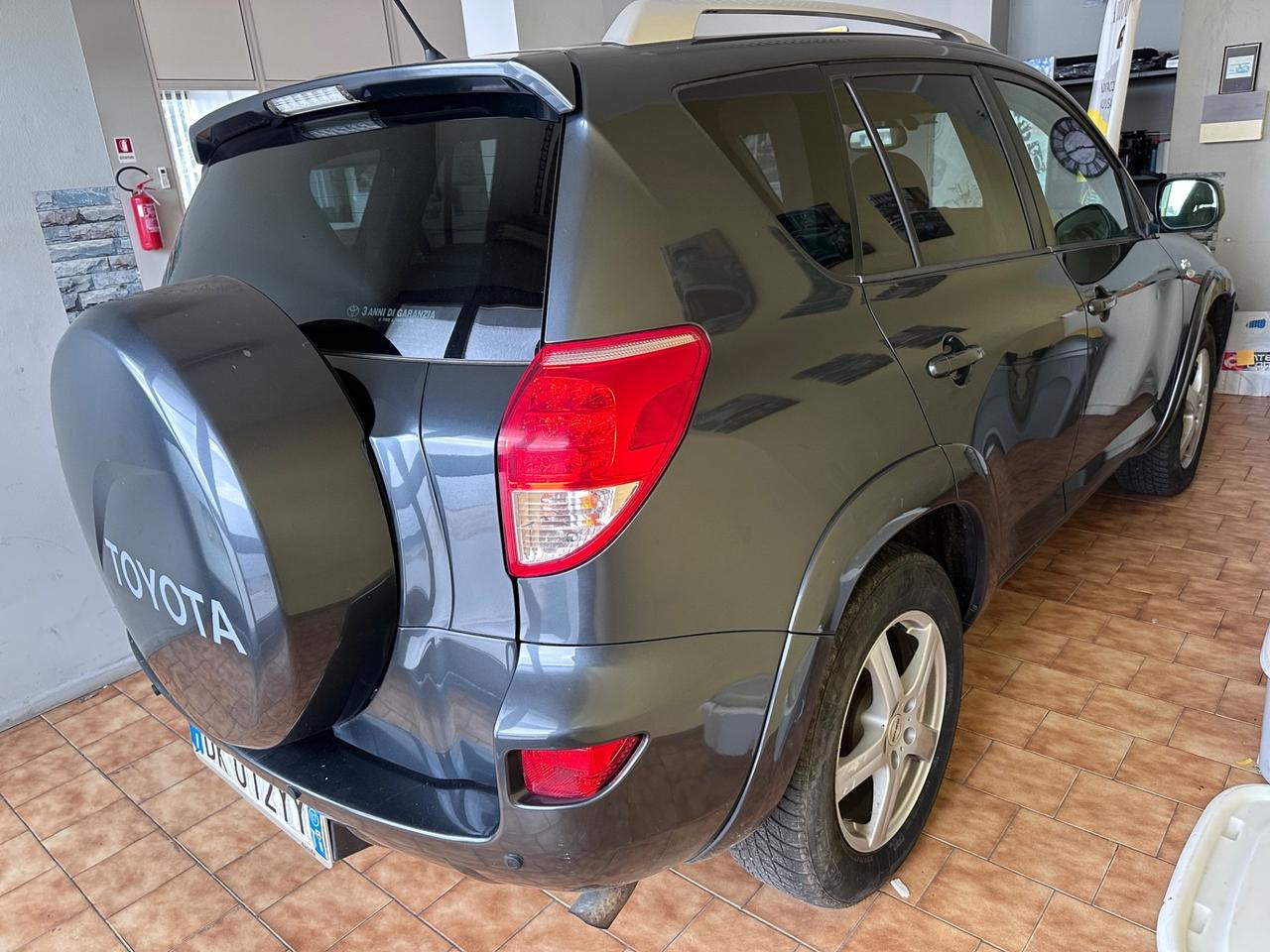 Toyota RAV 4 2.2diesel 177 CV Luxury gancio di traino