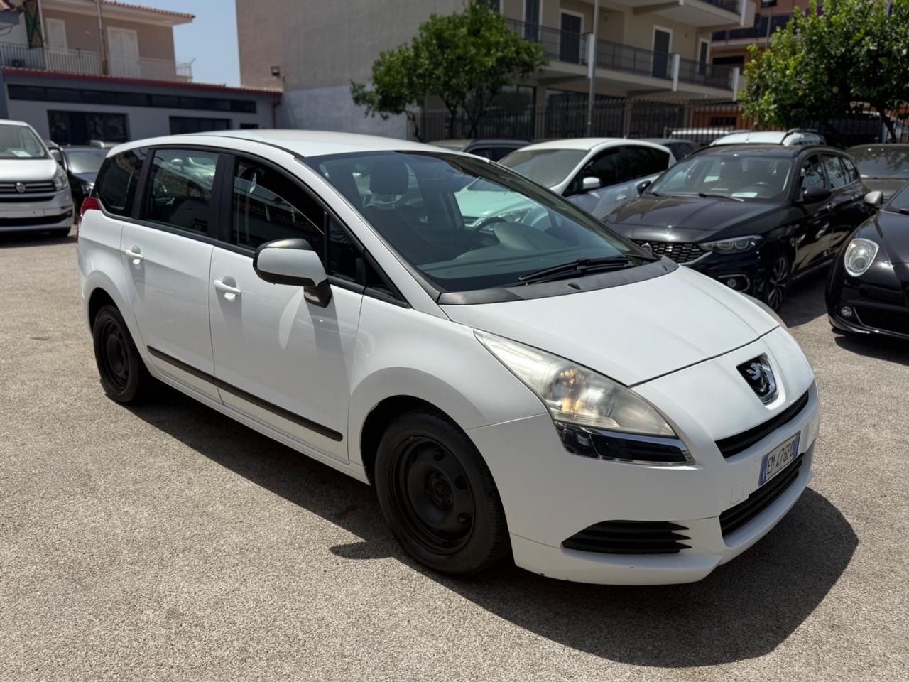 Peugeot 5008 1.6 HDi 112CV Business 5P