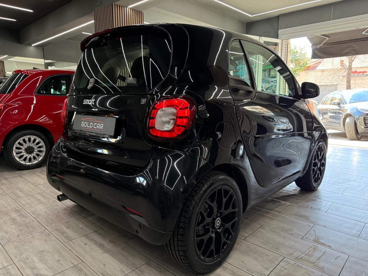 Smart ForTwo 70 1.0 Prime NAVI-KAMERA-LED Pronta consegna