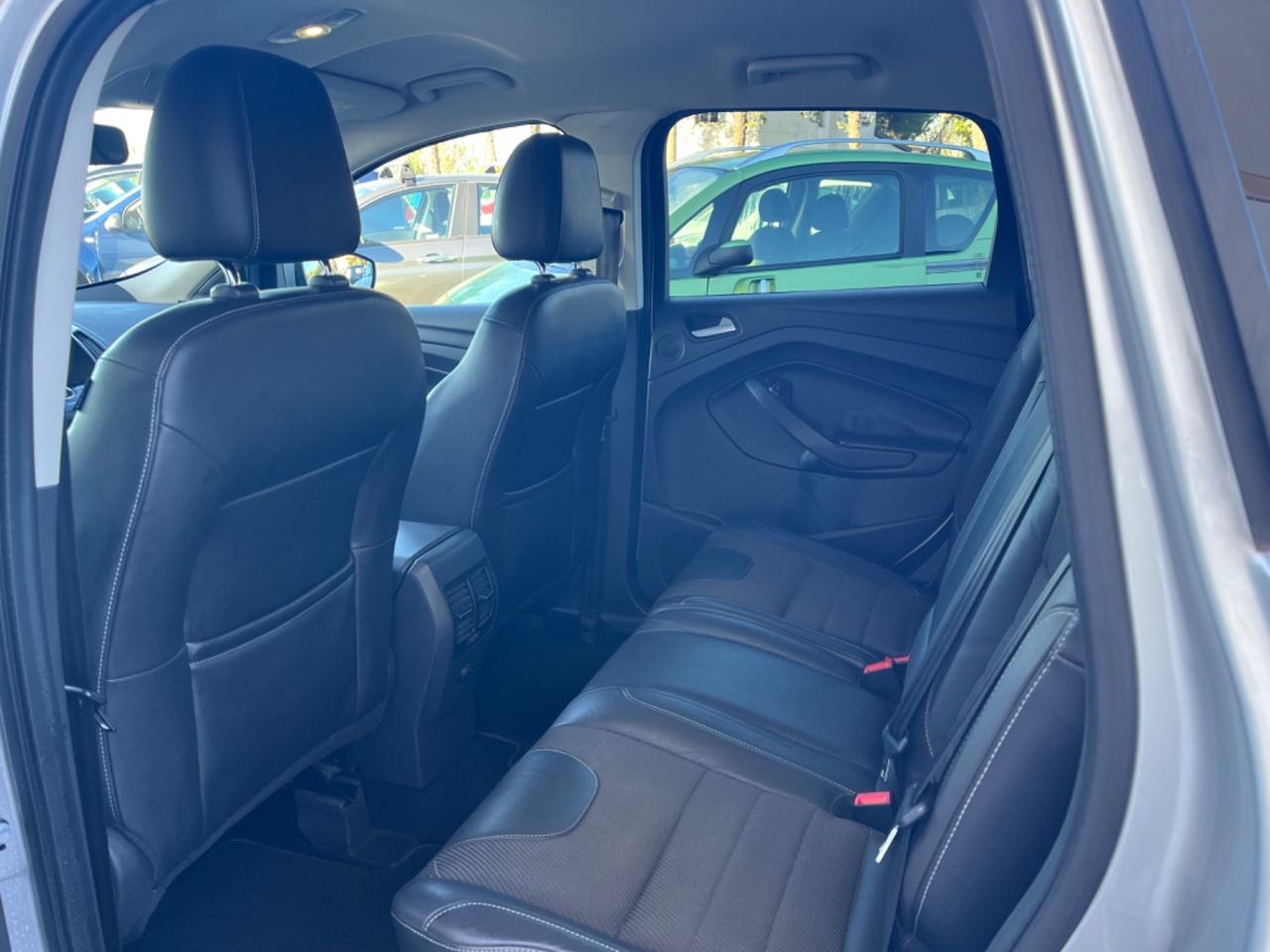 Ford Kuga 2.0 TDCI 150 CV S&S 4WD Titanium