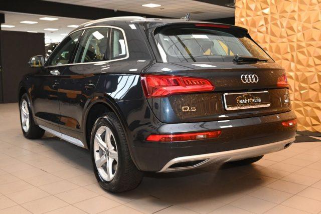 AUDI Q5 40 2.0TDI Q.BUSIN.SPORT 190CV S-TR.NAVI CAM18"FULL