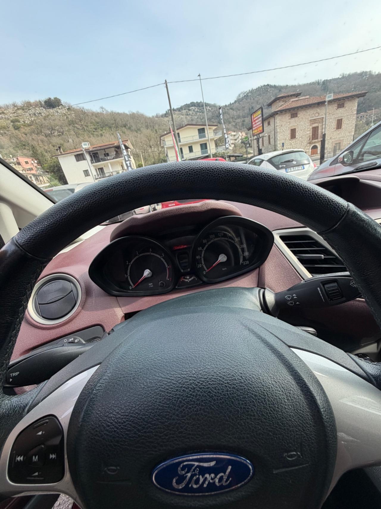 Ford Fiesta 1.2 82CV 3 porte Titanium