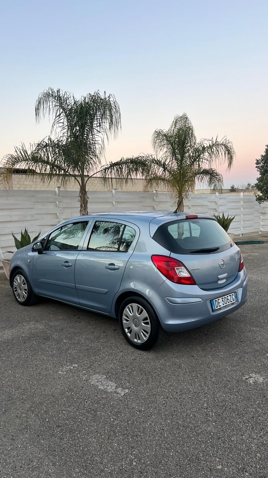 Opel Corsa 1.3 CDTI 90CV 5 porte Cosmo