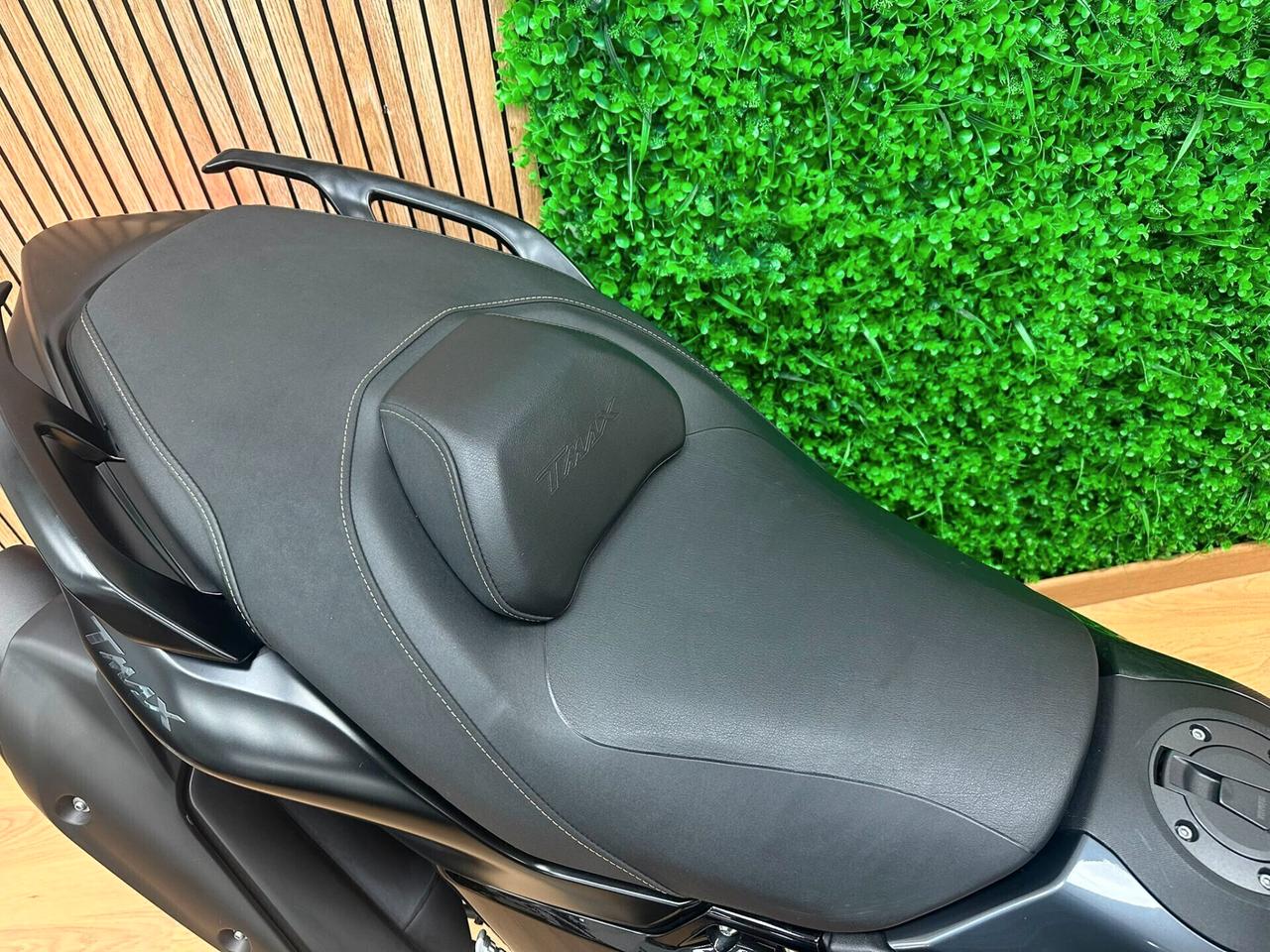 YAMAHA TMAX T-MAX T MAX 560 TECH - 2023 9.000KM