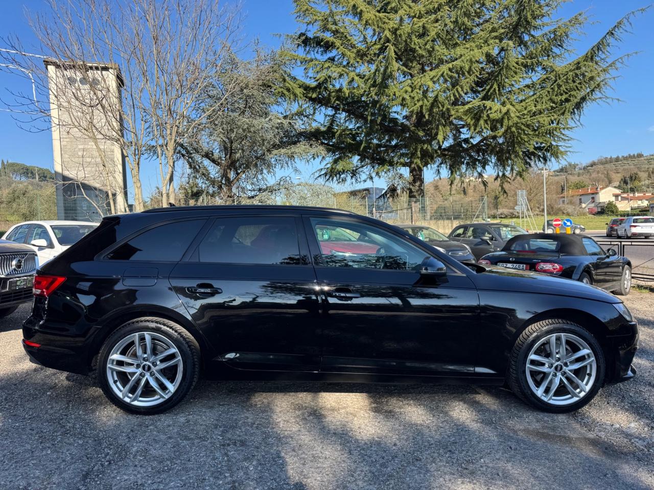 Audi A4 Avant 2.0 TDI 150 CV ultra S tronic Design