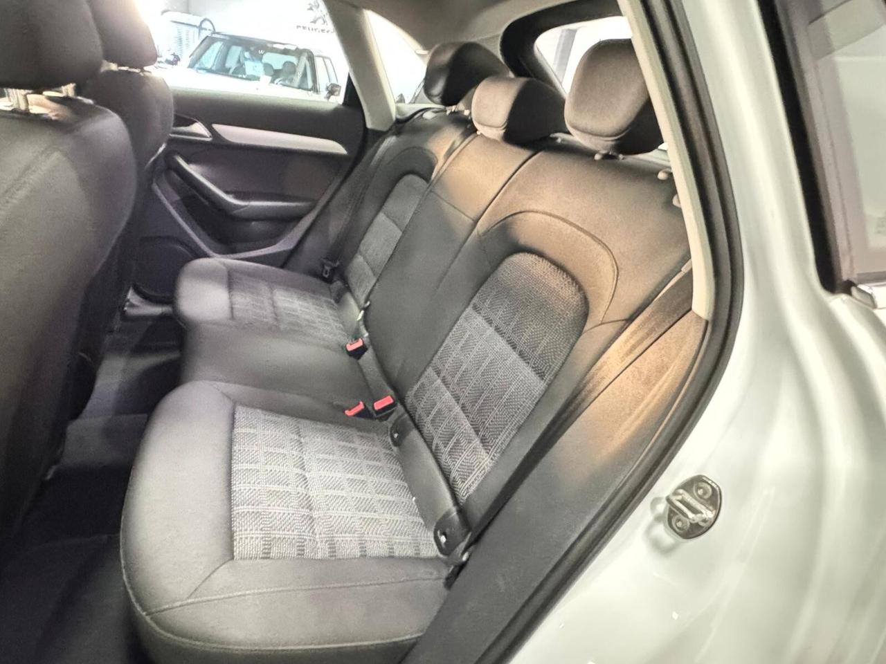 Audi Q3 2.0 TDI 150 CV Quattro S tronic S-line Edition Unico Pro. Tetto Apribile