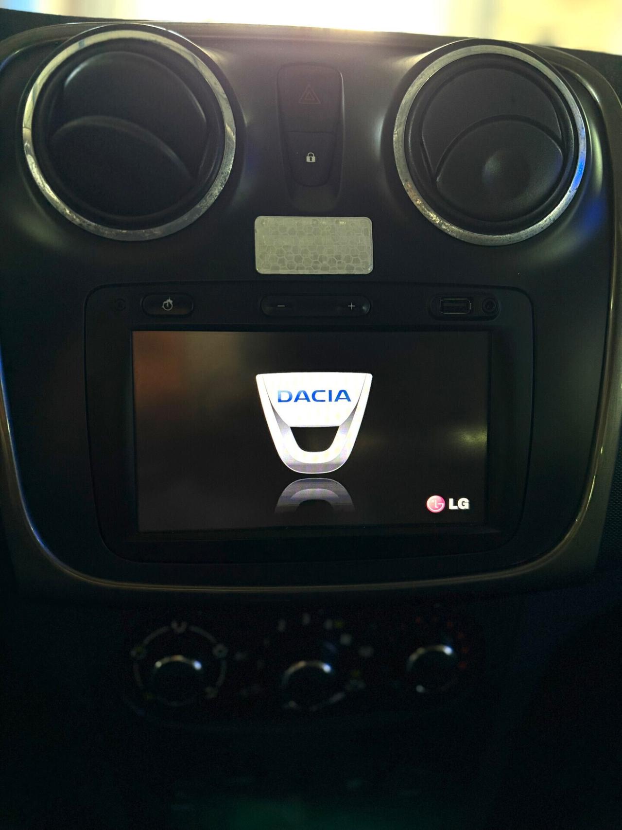 Dacia Sandero 1.2 GPL 75CV