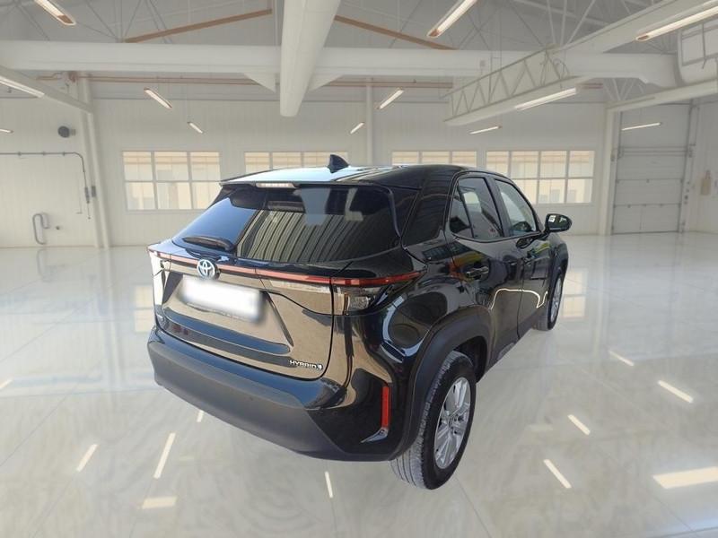 TOYOTA YARIS CROSS 1.5H 92 CV E-CVT BUSINESS SUV