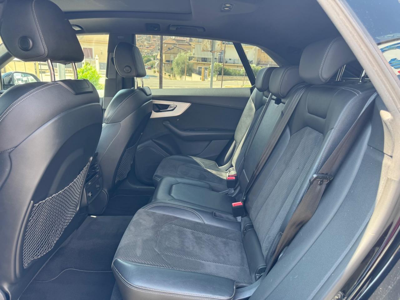 AUDI Q8 45 TDI 231 CV S-LINE MATRIX TETTO FULL IVA