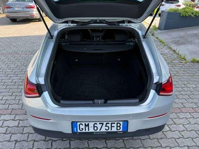 Mercedes-Benz CLA 200 Shooting Brake d Business Extra auto IVA DEDUCIBILE