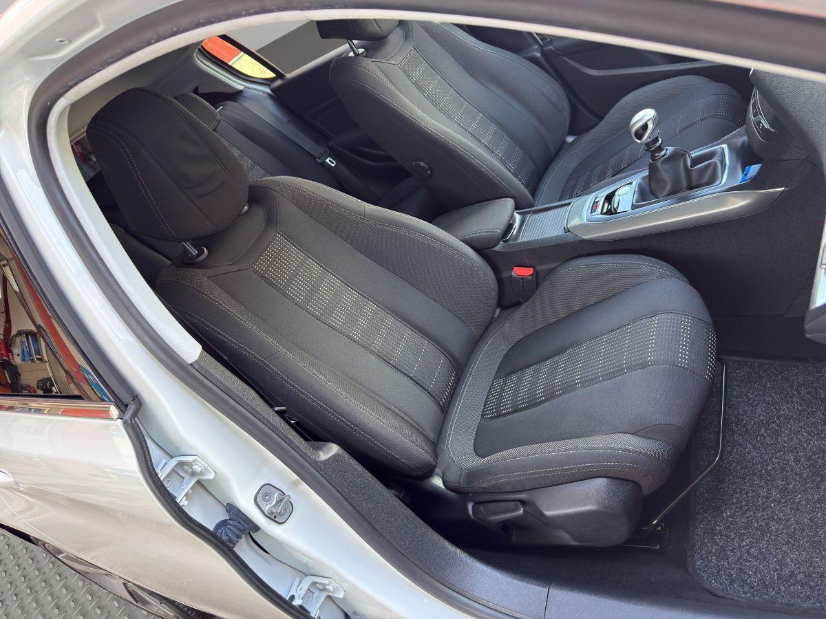 PEUGEOT - 308 - 1.6 BlueHDi 120CV S&S Allure BIANCO PERLA