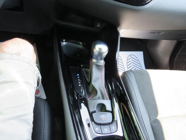 TOYOTA C-HR 1.8 Hybrid E-CVT GR Sport