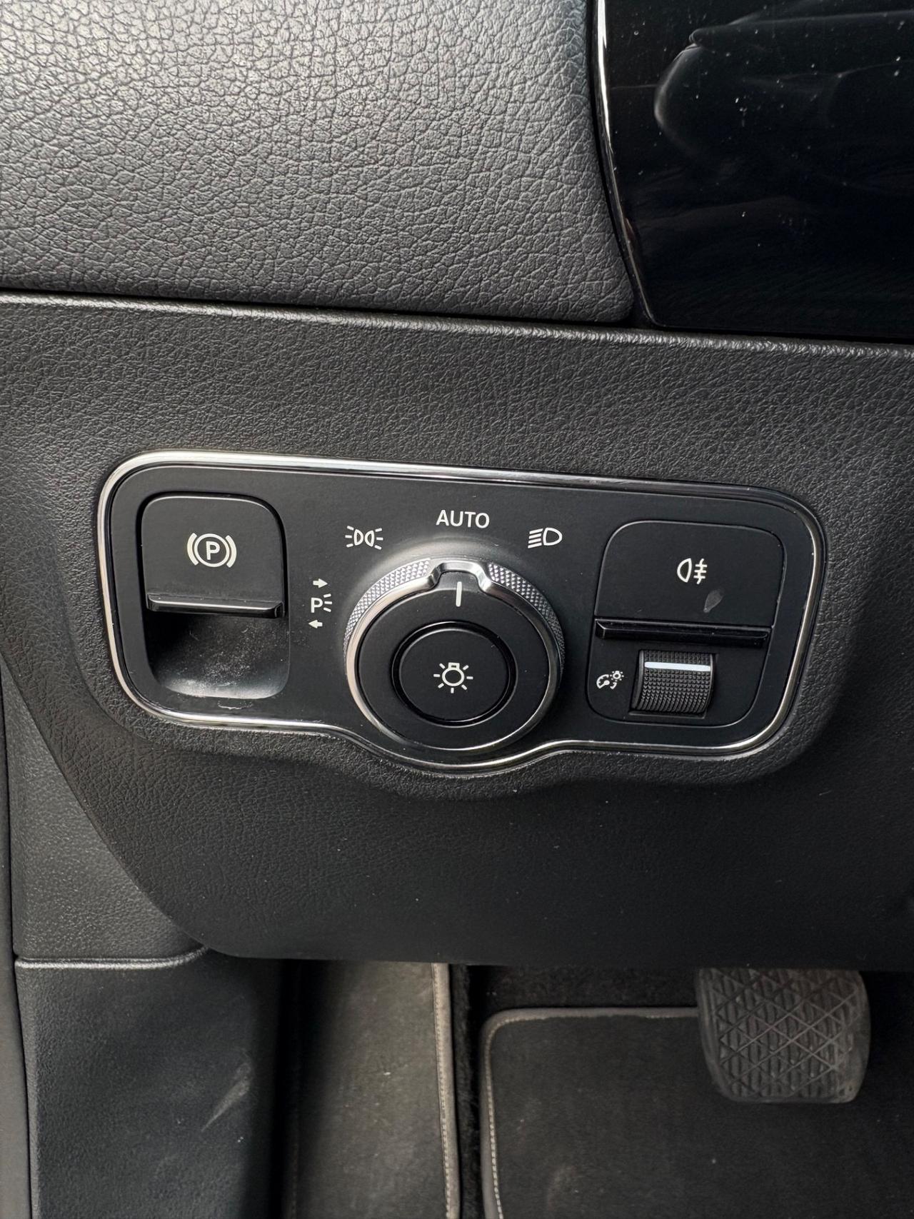 Mercedes-benz B 180 d Automatic Business Extra