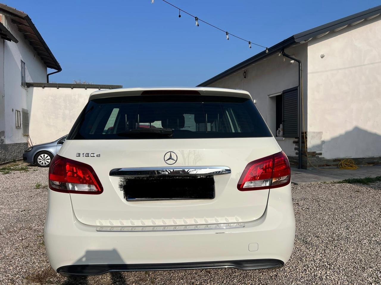 Mercedes-benz B 180 d Automatic Premium