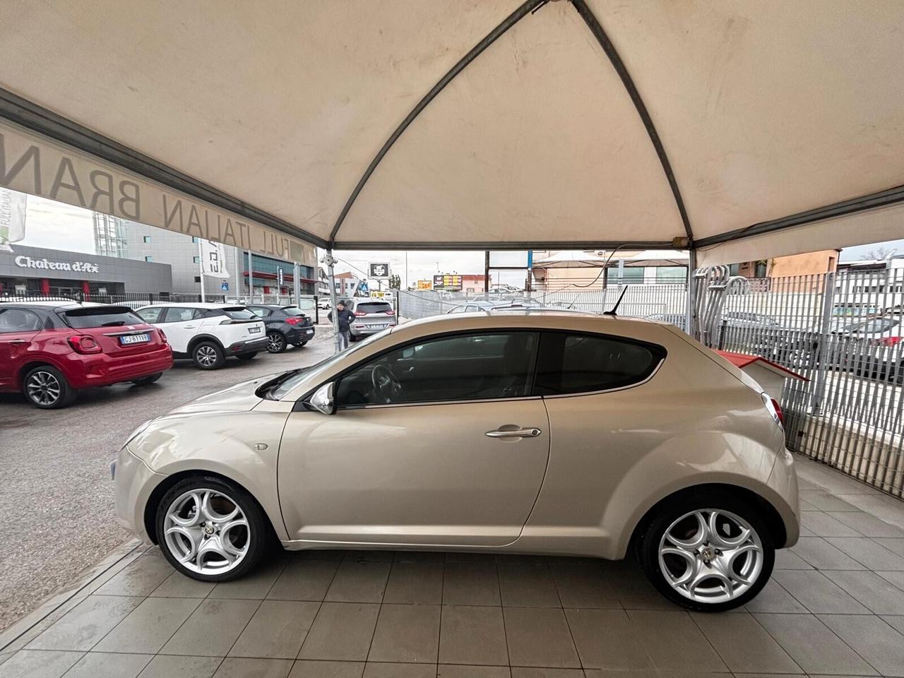 Alfa Romeo MiTo 1.3 JTDm 16V 90 CV Distinctive Sport Pack