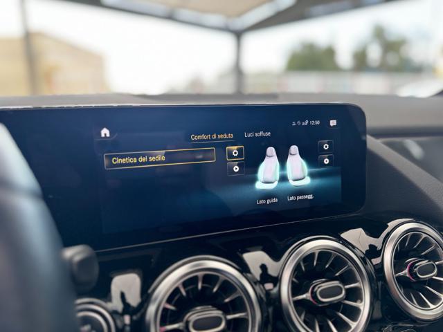 MERCEDES-BENZ GLA 200 d Premium AMG (Night Pack/Tetto Pan./Full Led)