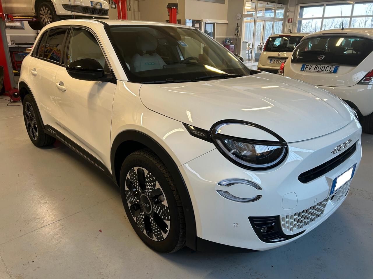 Fiat 600 Hybrid 110 CV DCT MHEV La Prima II