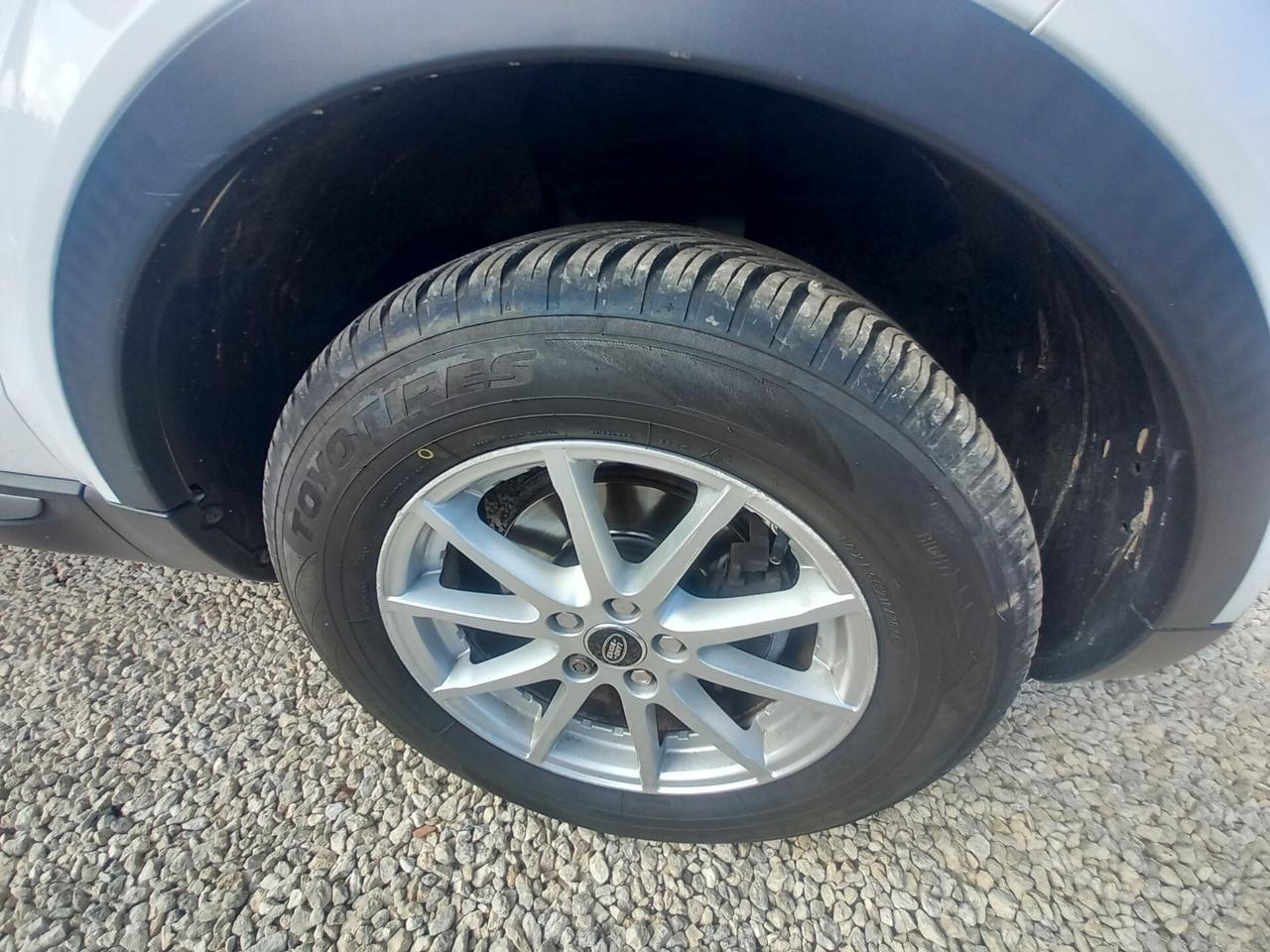 Land Rover Range Evoque 2.2 TD4 5p. Pure