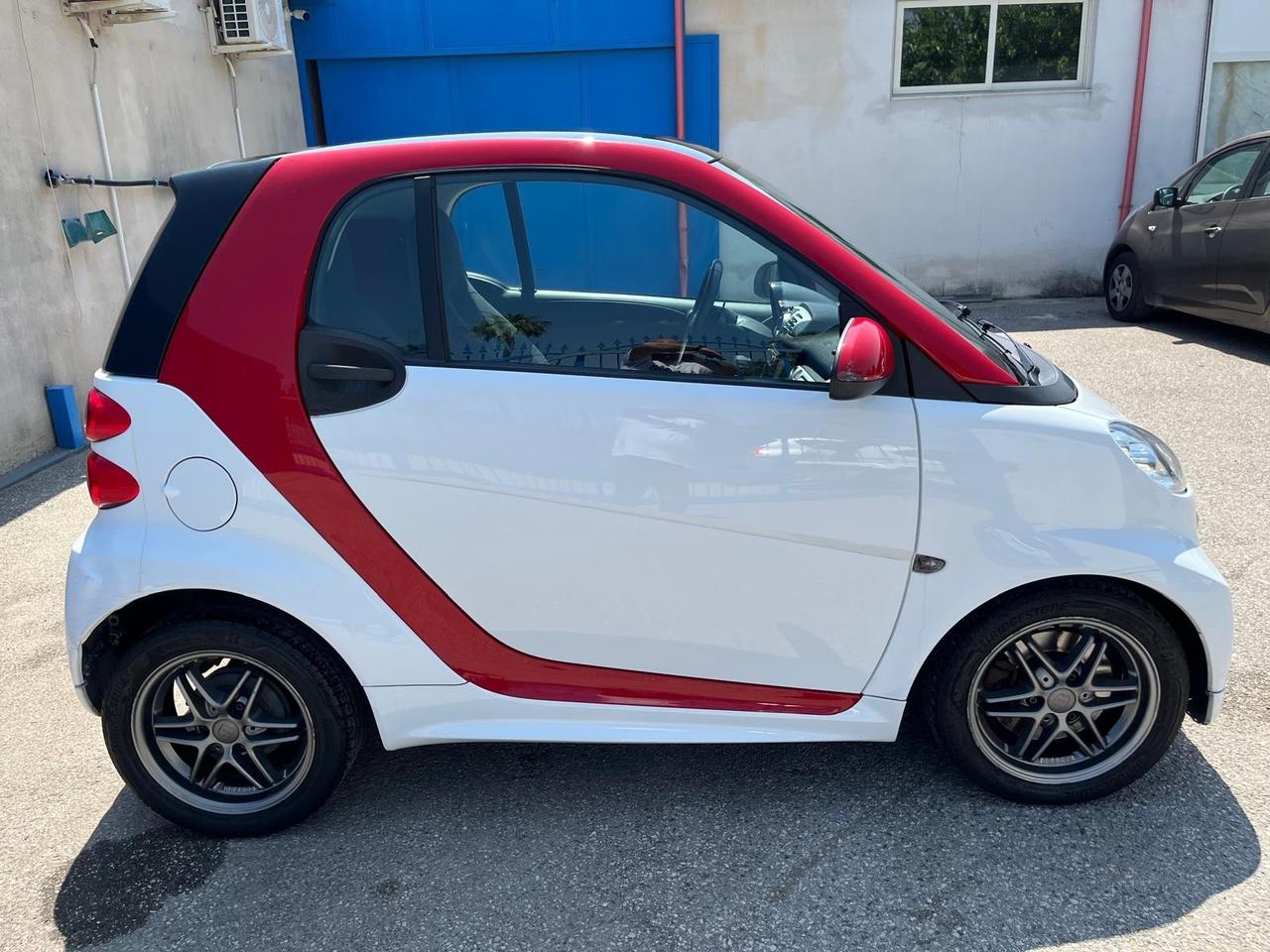 Smart for two 1.0 mhd/71 cv- km 69000-2014