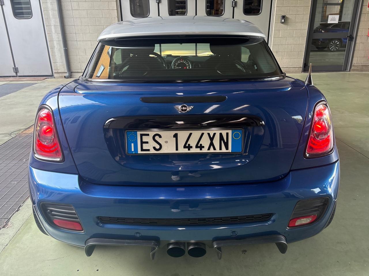 Mini Cooper Coupe 1.6 Coupé Allestimento John Works.
