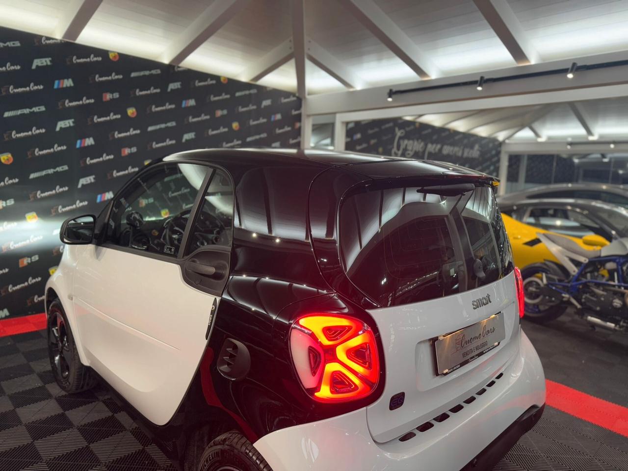 Smart ForTwo EQ Pulse *XENON*APPLECARPLAY*TETTOPANO