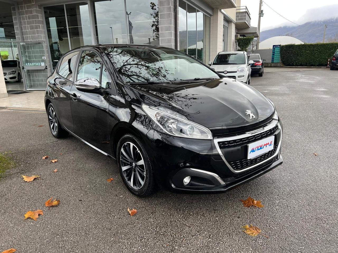 Peugeot 208 BlueHDi 100 S&S 5 porte Signature