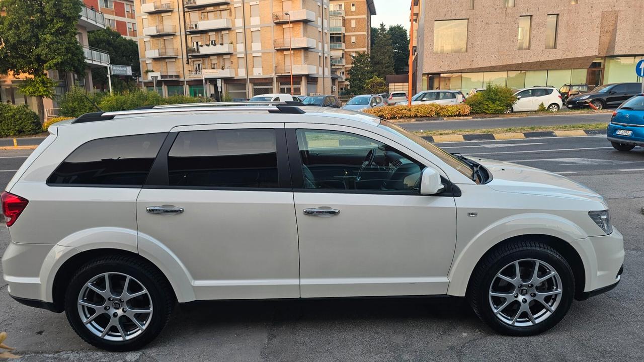 Fiat Freemont 2.0 Multijet 170 CV Black Code