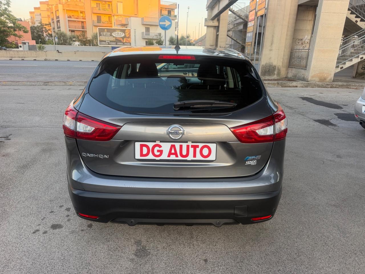 Nissan Qashqai 1.5 dCi 110 cv 2014