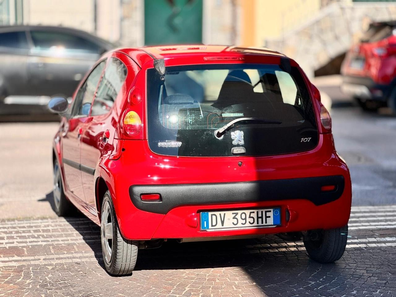 Peugeot 107 1.0 68CV 5p. Sweet Years