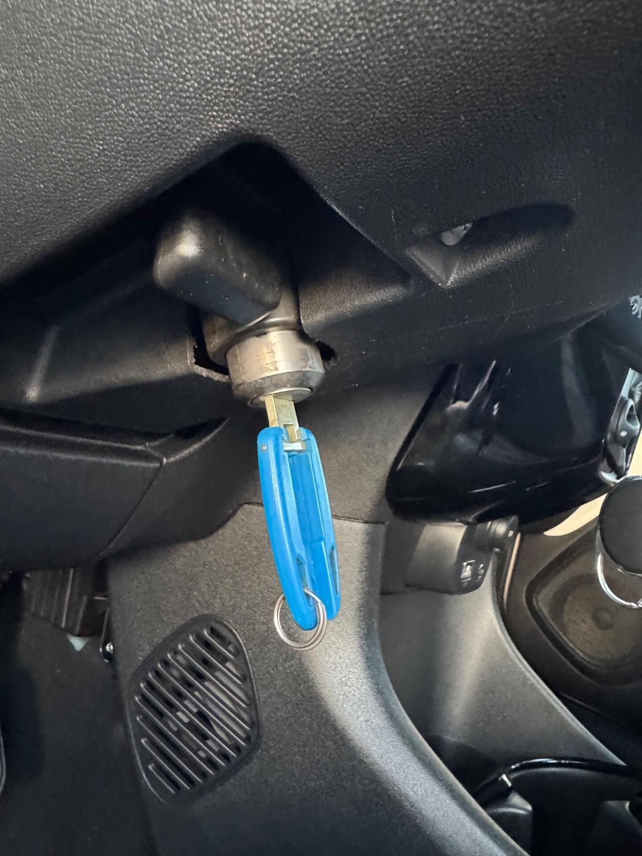 Peugeot 108 POCHI CHILOMETRI/ALLURE