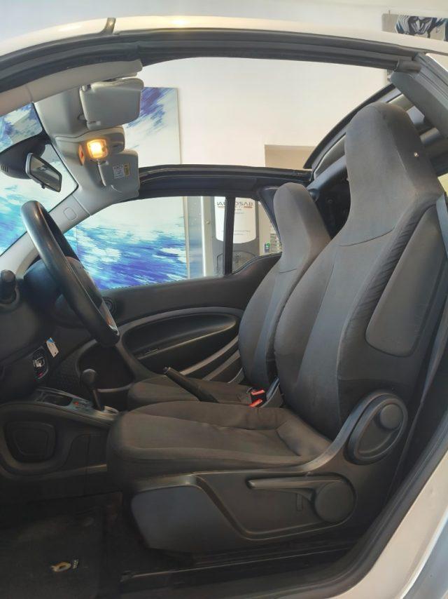 SMART ForTwo 70 1.0 twinamic cabrio Ok Neopatentati C.Vendita