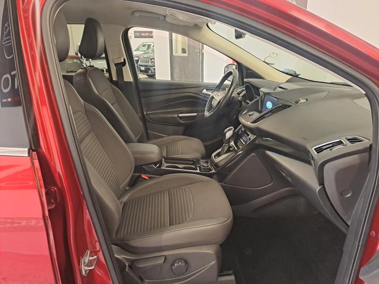 Ford Kuga 1.5 TDCI 120 CV S&S 2WD Titanium