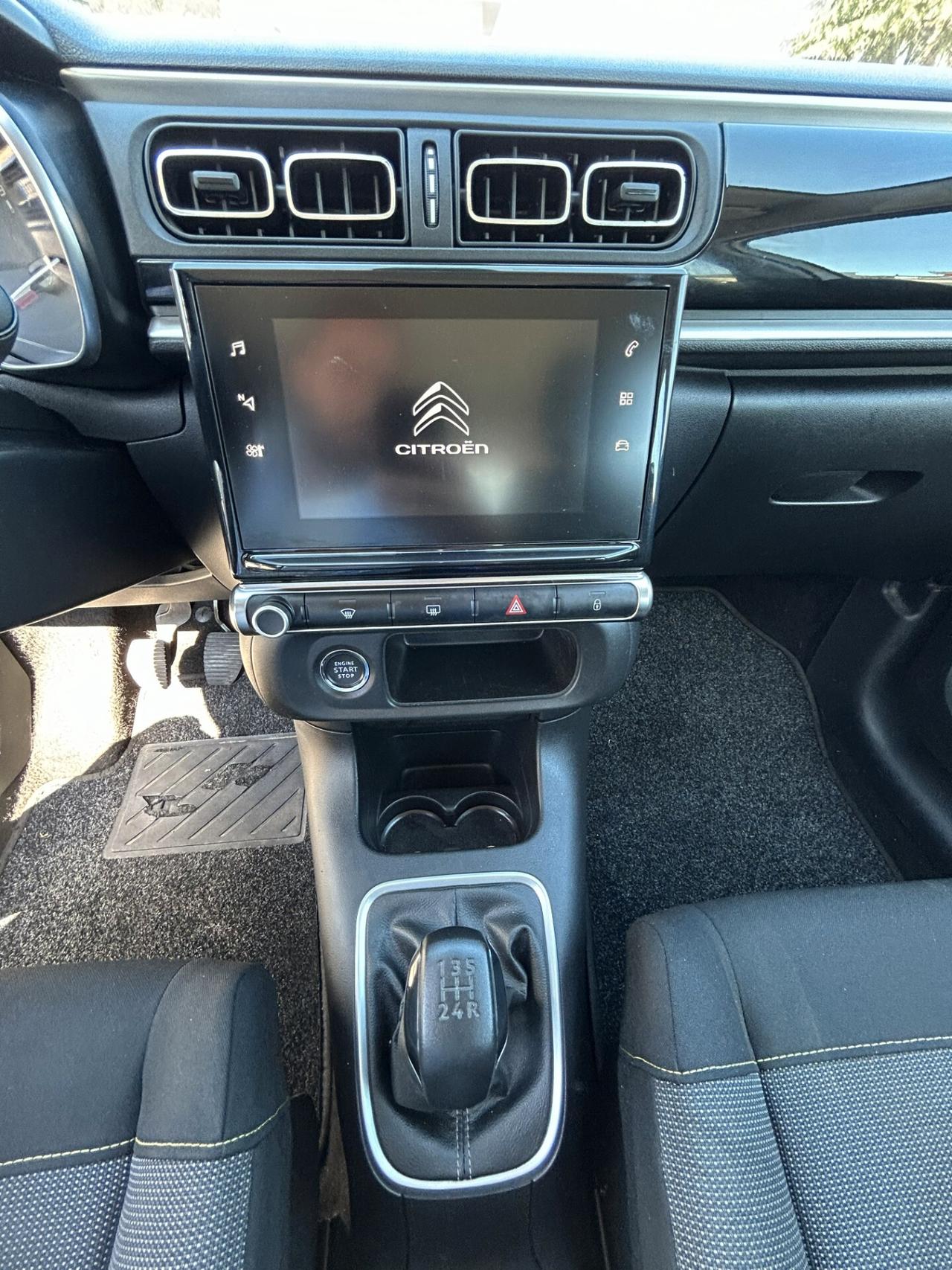Citroen C3 PureTech 83 S&S Shine "FINO AL 15/08 P.P. INCLUSO NEL PREZZO"