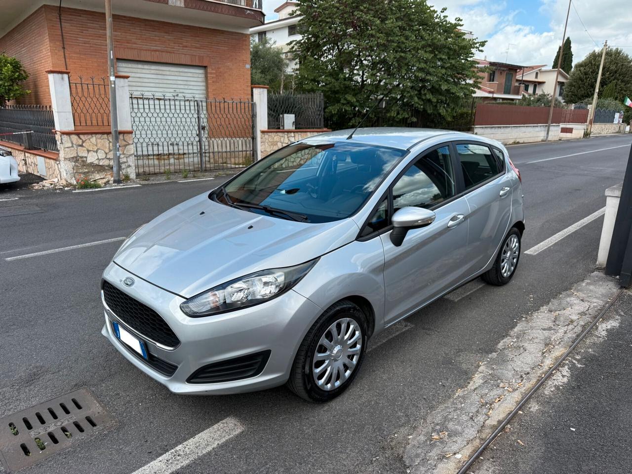 Ford Fiesta 1.5 TDCi 75CV 5 porte - EURO6B - Superprezzo - Tutto incluso