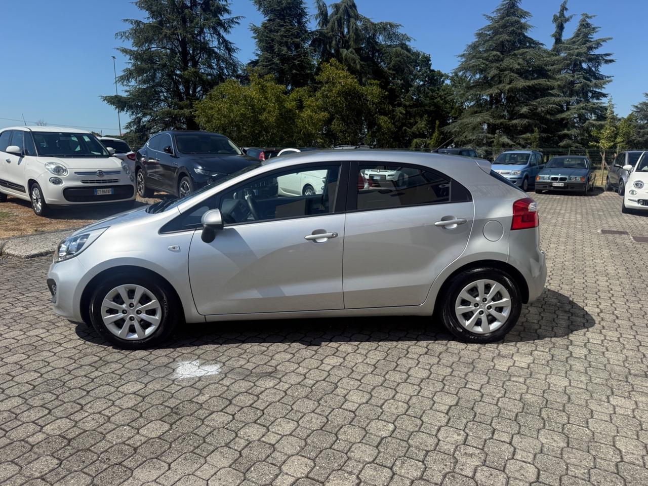 Kia Rio 1.4 CRDi WGT 5p. EX