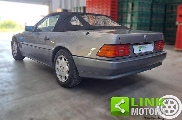 MERCEDES-BENZ SL 300 SL-24