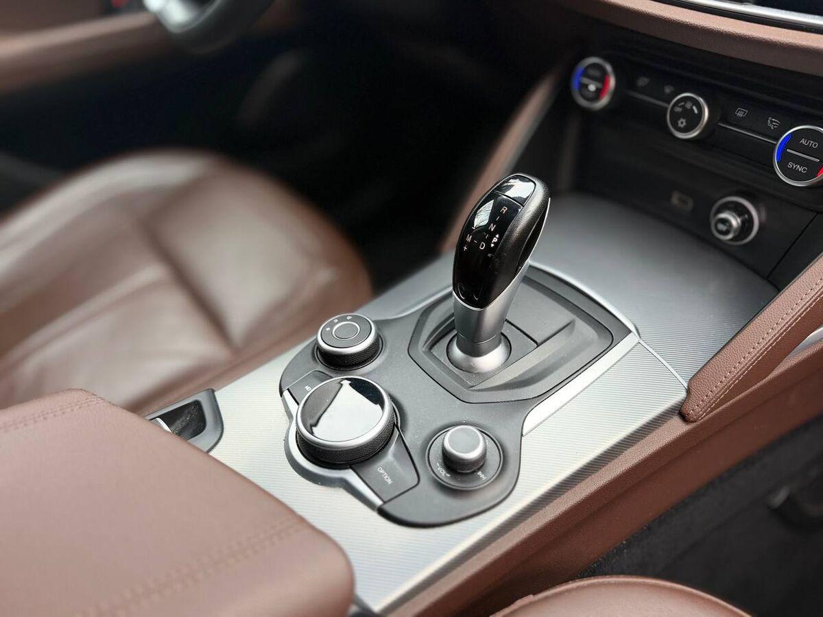 Alfa Romeo Stelvio 2.2 t Super Q4 210cv auto