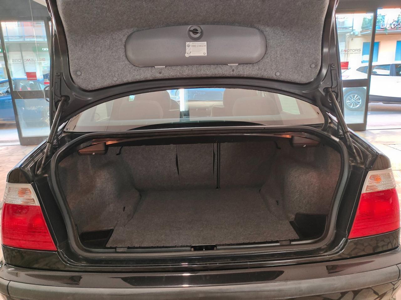 Bmw 318i cat AG 346 L 4 porte