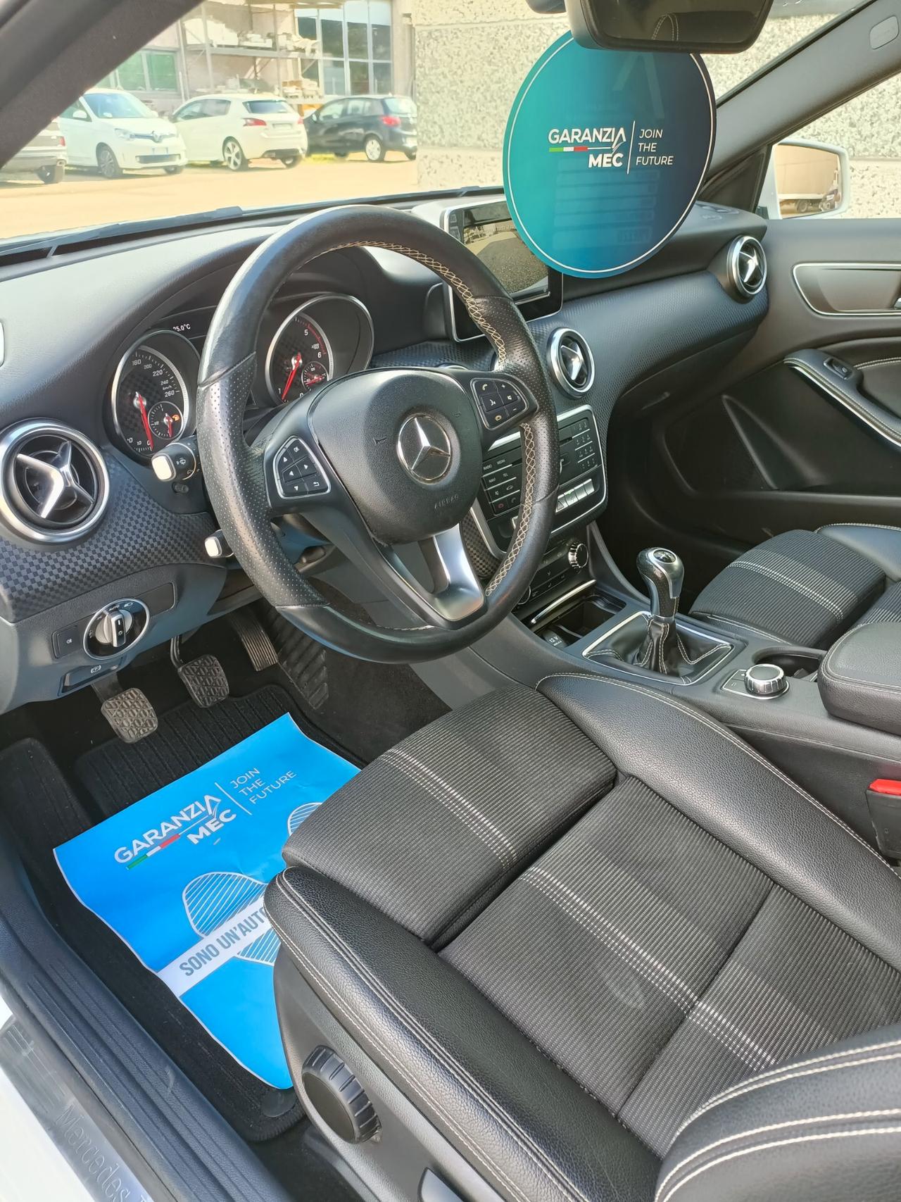 Mercedes-benz A 180 d Premium