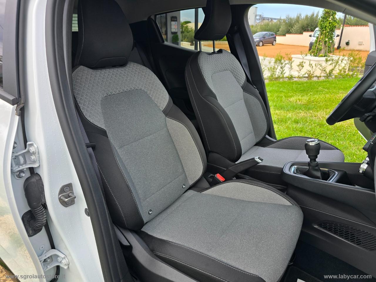 MITSUBISHI Colt 1.0L turbo 90 CV Invite