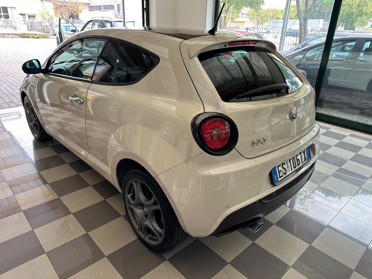 Alfa Romeo MiTo 1.4 T 105CV M.air S&S Distinctive