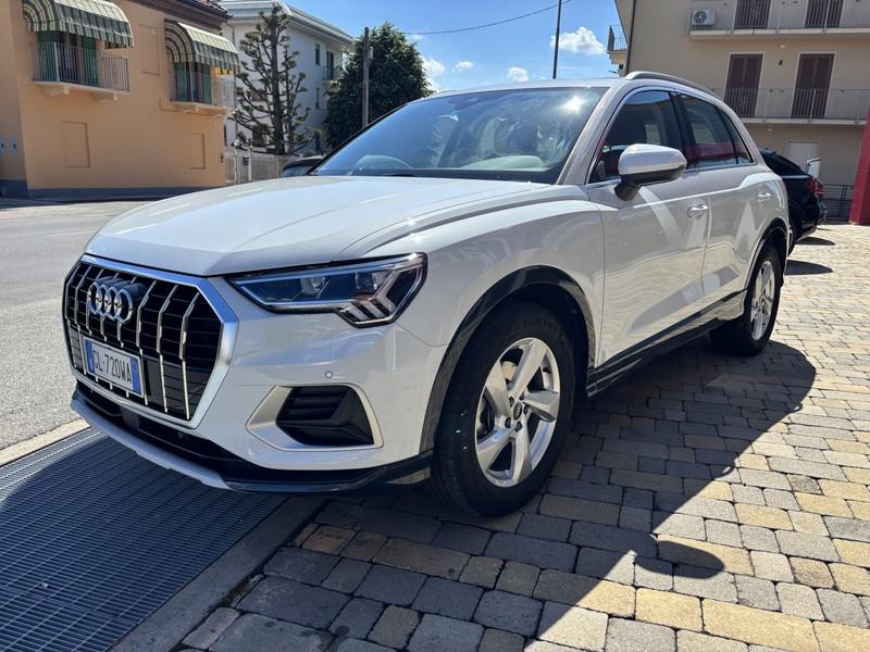 Audi Q3 35 1.5 tfsi mhev Business Advanced s-tronic