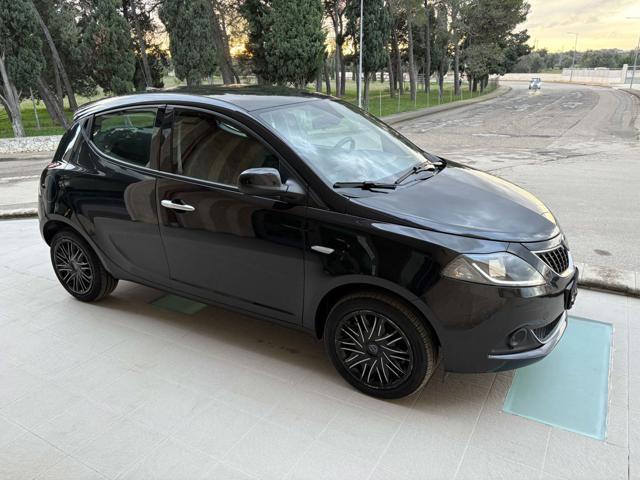 LANCIA Ypsilon 1.0 FireFly 5 porte S&S Hybrid Gold 5 posti