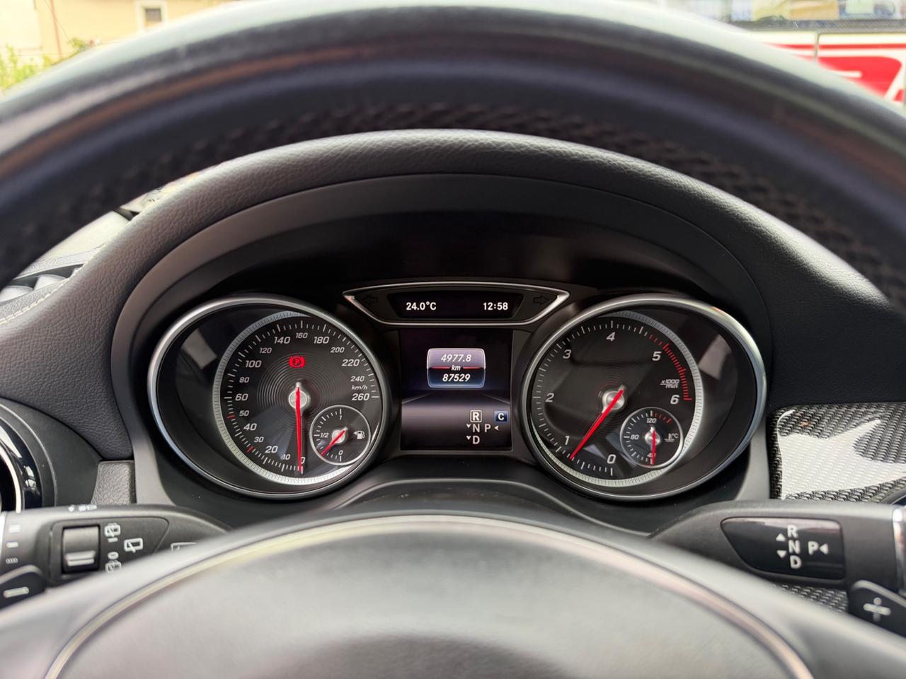 Mercedes-benz GLA 200 d Automatic Premium