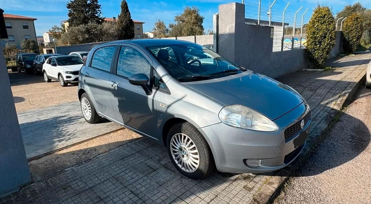 Fiat Punto 1.2 8V 5 porte Street ok neo patentati