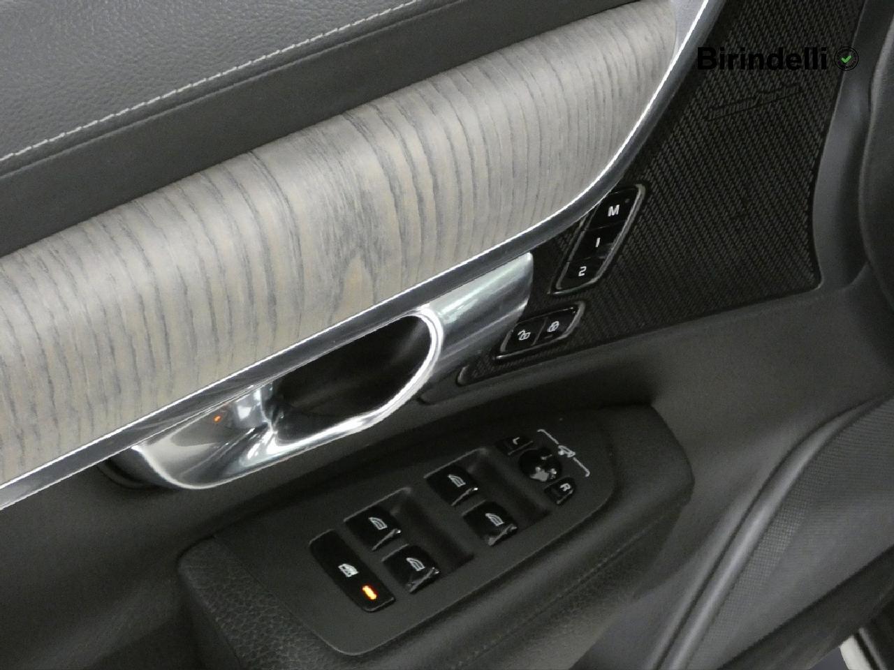 VOLVO V90 (2016-->) - V90 B4 (d) AWD Geartronic Inscription
