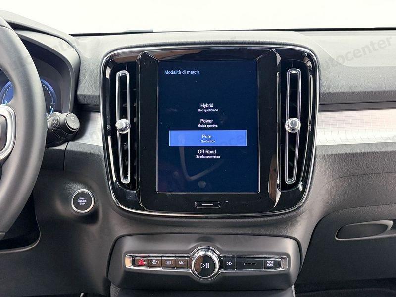 Volvo XC40 T4 PLUG IN CORE AUT
